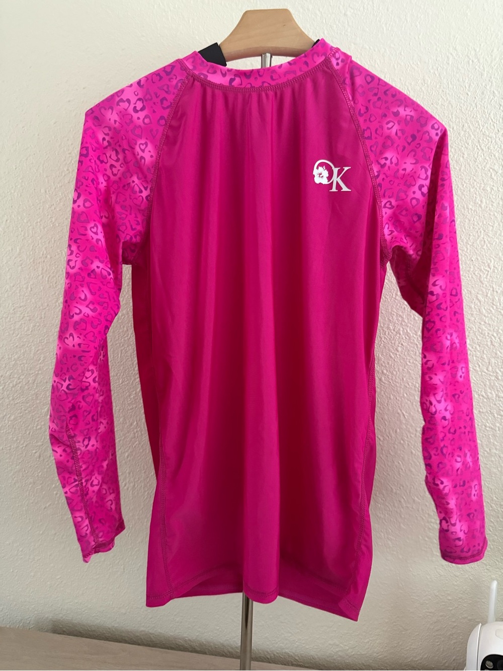 Girls' Long-Sleeve Rashguard in Bright Pink -